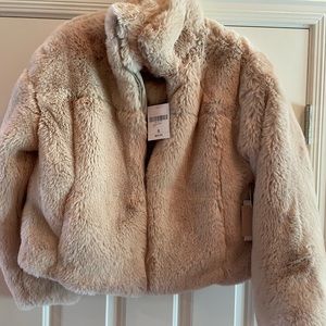 NWT Forever 21 Premium Label tan faux fur coat. Size S